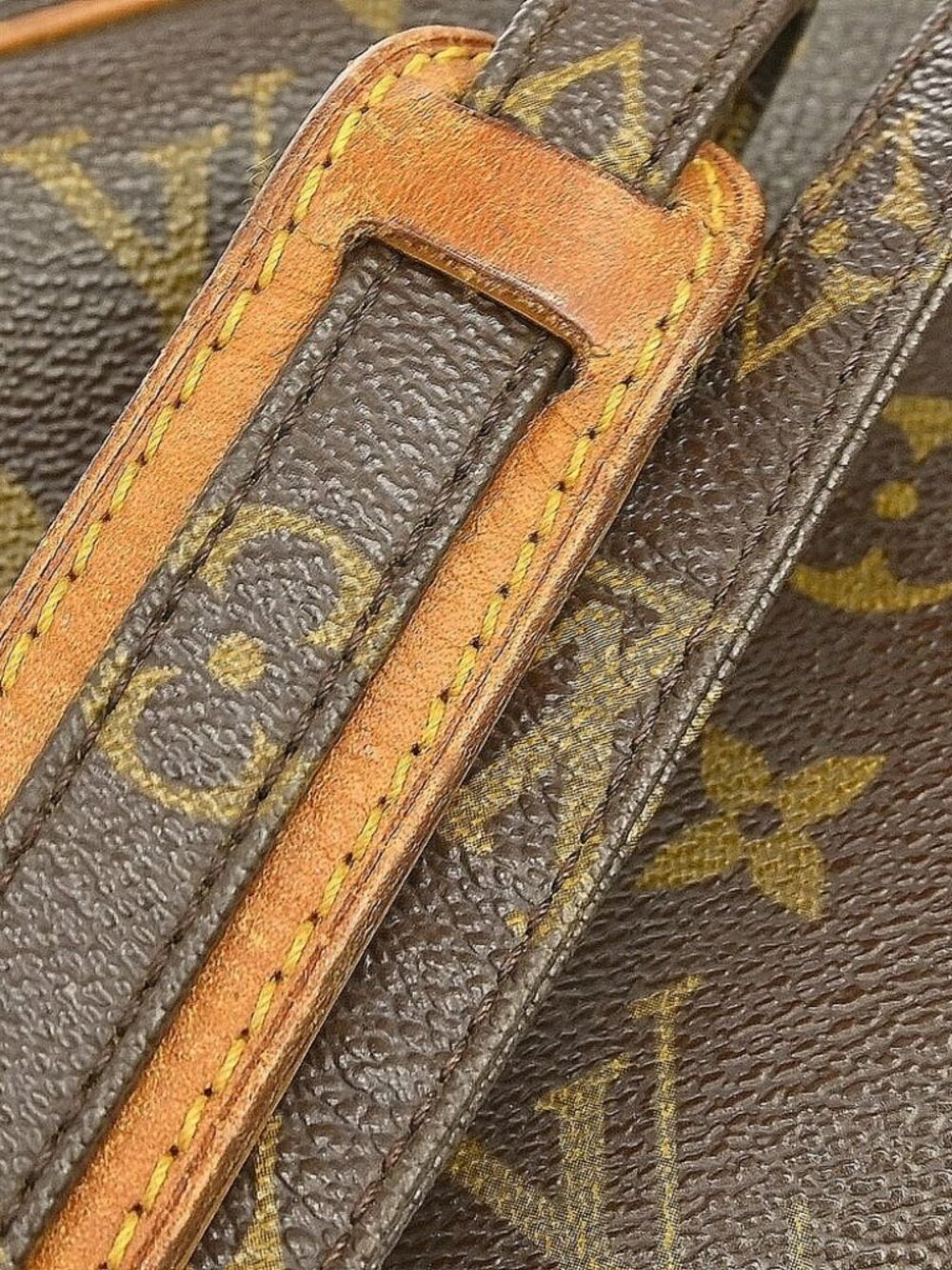 LOUIS VUITTON MARLY BANDOULIERE SHOULDER BAG - Picture 11 of 12
